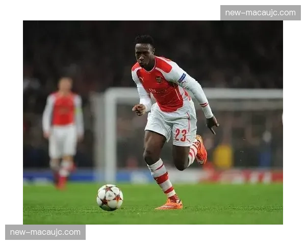 亚马尔单刀处理分析：冷静过掉门将展现门前嗅觉成熟度