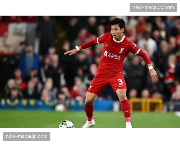利物浦远藤航术后恢复中，中场拦截能力短期难以弥补